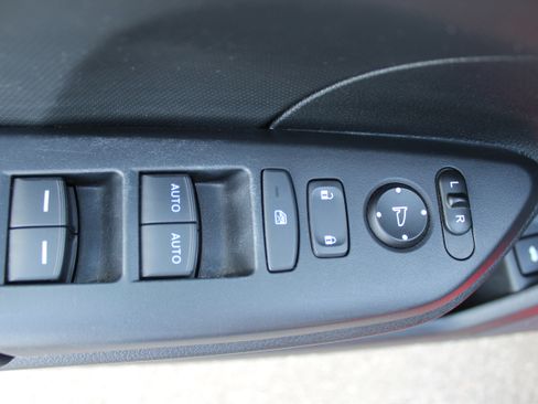 Used 2020 Honda Civic LX image 26