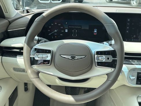 Used 2025 Genesis G90 3.5T AWD/4WD image 24