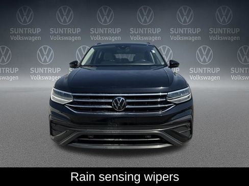 Used 2024 Volkswagen Tiguan S image 10