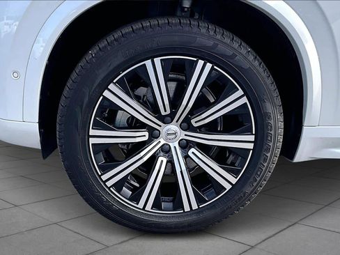 Used 2023 Volvo XC90 B6 Plus w/ Protection Package Premier image 10
