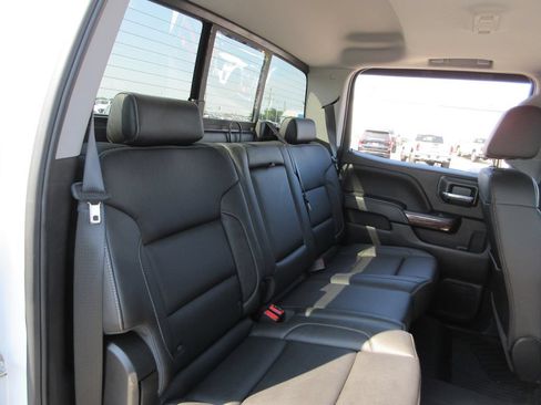 Used 2018 GMC Sierra 1500 SLT AWD/4WD image 27
