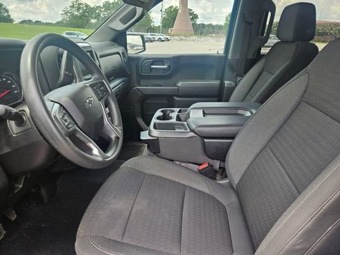 Used 2022 Chevrolet Silverado 1500 Custom w/ Rally Edition AWD/4WD image 9