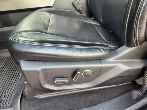 Used 2019 Ford F250 Lariat w/ Lariat Value Package AWD/4WD image 23