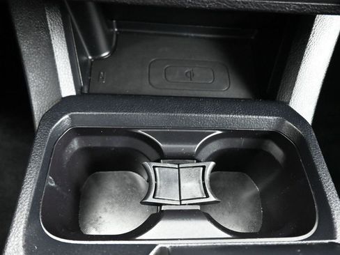 Used 2017 Toyota Tacoma TRD Off-Road image 24