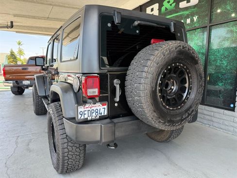 Used 2016 Jeep Wrangler Unlimited Sport AWD/4WD image 7