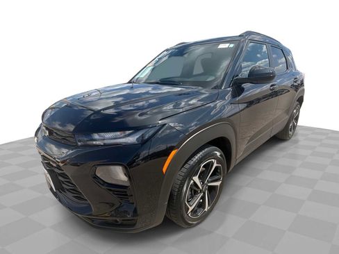 Used 2023 Chevrolet TrailBlazer RS FWD image 1