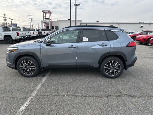 New 2026 Toyota Corolla Cross XLE image 2