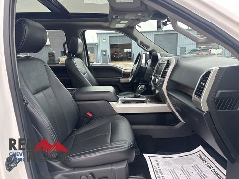 Used 2019 Ford F150 Lariat w/ Equipment Group 502A Luxury image 11