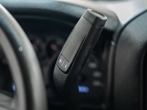 Used 2024 Chevrolet Silverado 2500 Custom image 34