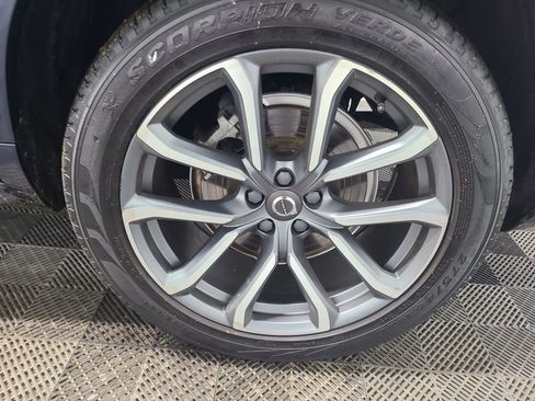 Used 2019 Volvo XC90 T6 Momentum w/ Advanced Package image 17