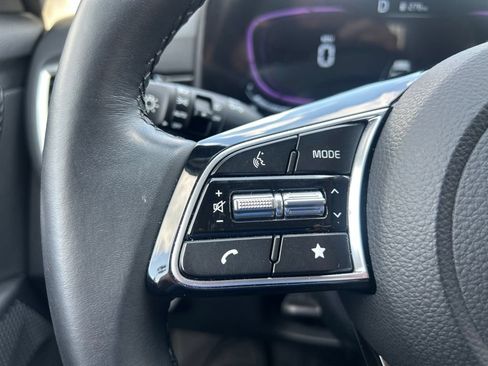 Certified 2025 Kia Seltos S AWD/4WD image 16