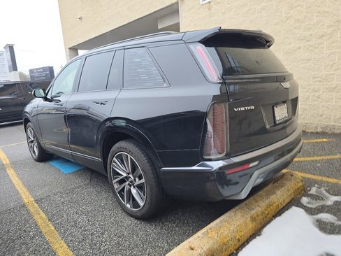 Used 2026 Cadillac Vistiq Sport image 7