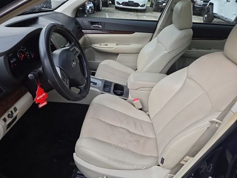 Used 2013 Subaru Legacy 2.5i Limited AWD/4WD image 14