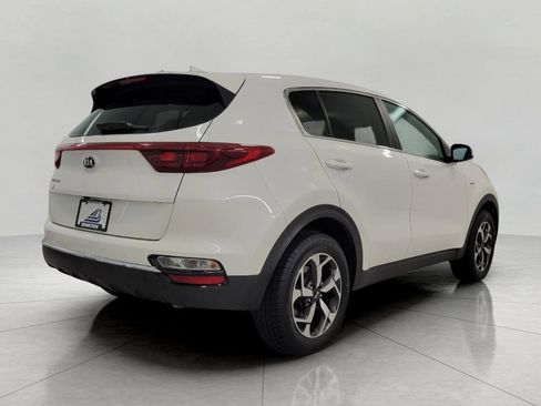 Used 2022 Kia Sportage LX AWD/4WD image 46