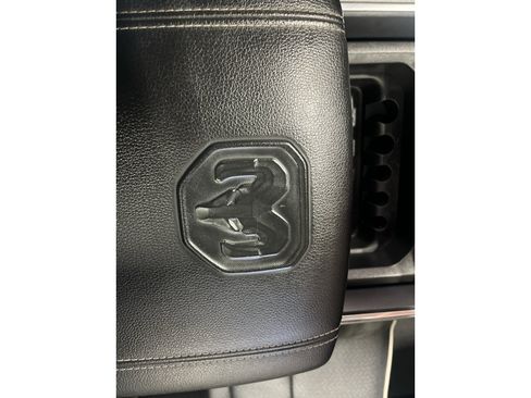 Used 2025 RAM 1500 Laramie w/ Night Edition AWD/4WD image 38