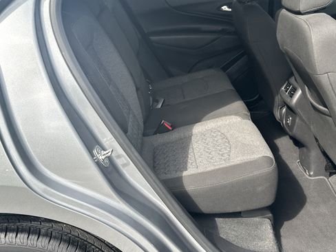 Used 2024 Chevrolet Equinox LT FWD image 15