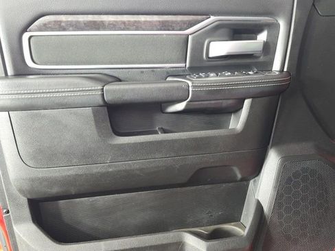 Used 2024 RAM 2500 Big Horn w/ Sport Appearance Package image 21