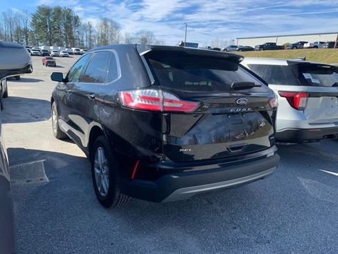 Used 2023 Ford Edge SEL image 15