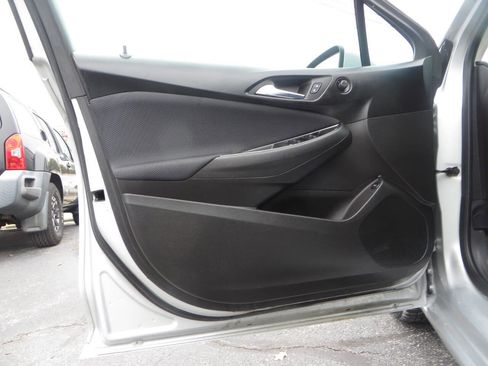 Used 2016 Chevrolet Cruze LT image 35