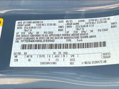 Used 2025 Ford Ranger Lariat w/ FX4 Off-Road Package image 16