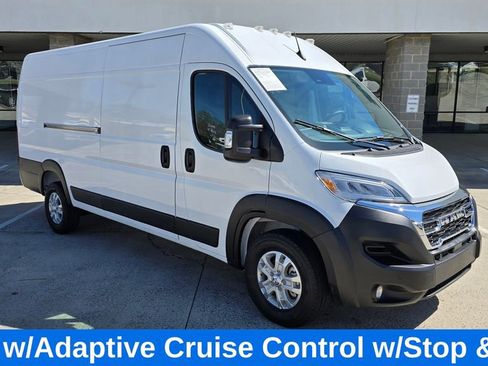 Used 2025 RAM ProMaster 3500 w/ Quick Order Package 22G SLT FWD image 2