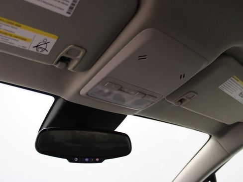 Used 2022 Buick Encore Preferred image 26