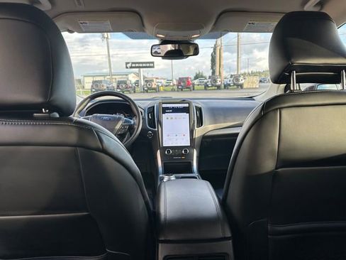 Used 2024 Ford Edge SEL image 21