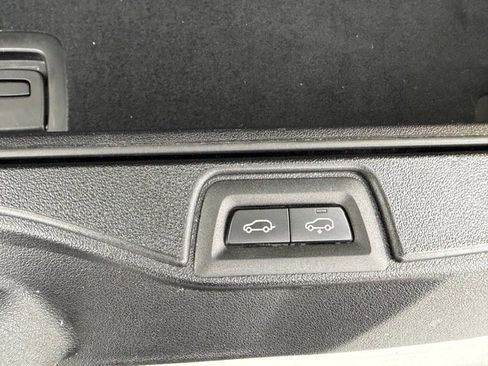 Used 2020 BMW X7 xDrive40i w/ Premium Package image 10