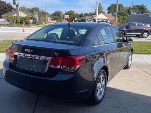 Used 2016 Chevrolet Cruze LT image 5