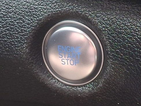 Used 2023 Hyundai Santa Fe SEL image 23