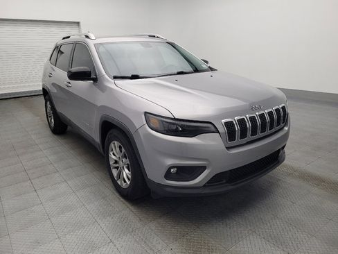 Used 2019 Jeep Cherokee Latitude Plus image 11