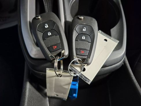 Certified 2025 Chevrolet Trax LS image 25