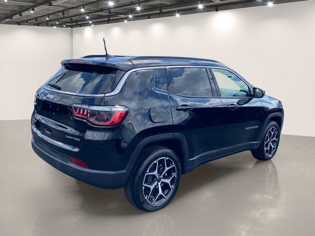 Used 2025 Jeep Compass Limited AWD/4WD image 7