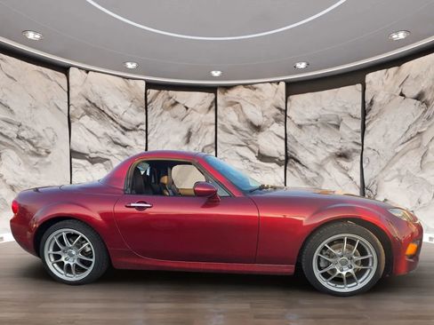 Used 2015 MAZDA MX-5 Miata Grand Touring image 4