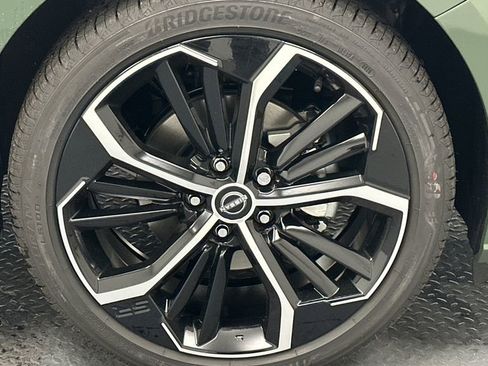 New 2026 Nissan Altima 2.5 SR w/ SR Premium Package AWD/4WD image 18