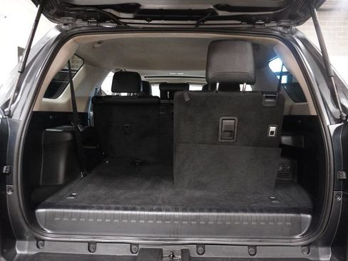 Used 2019 Toyota 4Runner SR5 Premium AWD/4WD image 17