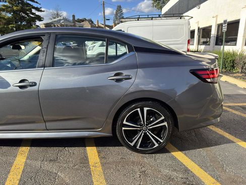Used 2021 Nissan Sentra SR image 22