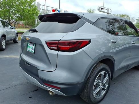 Used 2025 Chevrolet Blazer LT FWD image 5