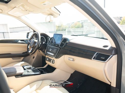 Used 2017 Mercedes-Benz GLS 450 4MATIC w/ Premium Package image 15