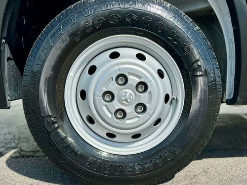 Used 2023 RAM ProMaster 2500 image 24