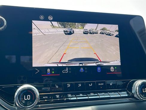 New 2025 GMC Canyon Elevation w/ Convenience Package image 18