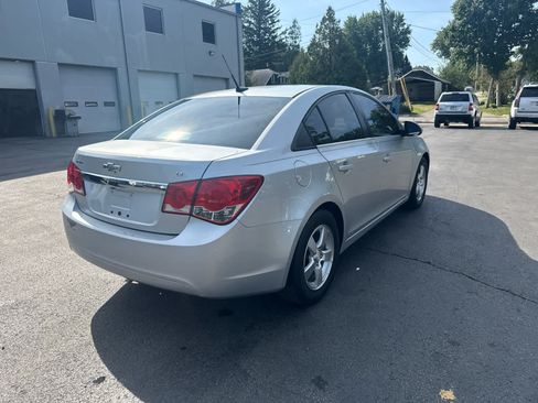 Used 2014 Chevrolet Cruze LT FWD image 3