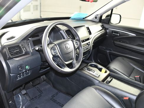 Certified 2023 Honda Ridgeline RTL-E image 2