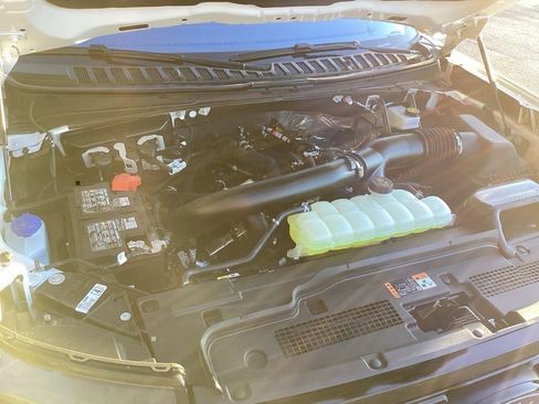 New 2025 Ford Expedition Active image 27