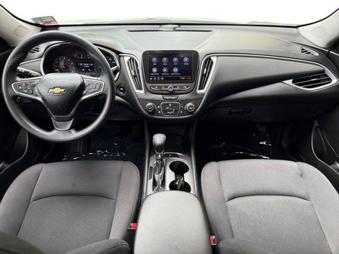 Used 2022 Chevrolet Malibu LS FWD image 13