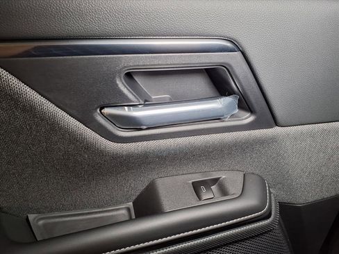 New 2026 GMC Sierra EV Elevation image 12