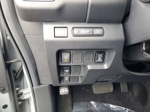 New 2026 Nissan Frontier SV w/ SV Convenience Package AWD/4WD image 10