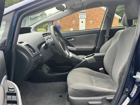 Used 2013 Toyota Prius Two FWD image 14