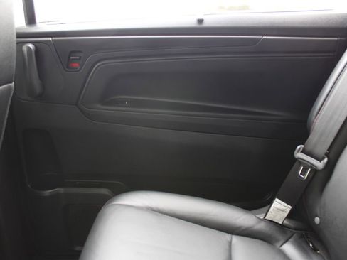 Used 2024 Honda Odyssey Sport image 23