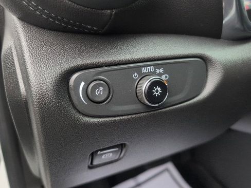 Certified 2022 Chevrolet Blazer LT w/ LPO, Black Accent Package image 21